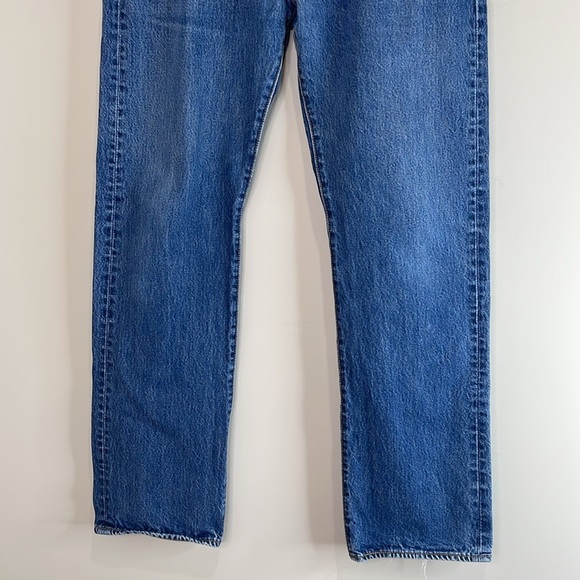Levi’s Mens 501 Original Fit Jeans Blue Medium Wash Denim Button Fly Rigid 36 34 - Picture 4 of 9